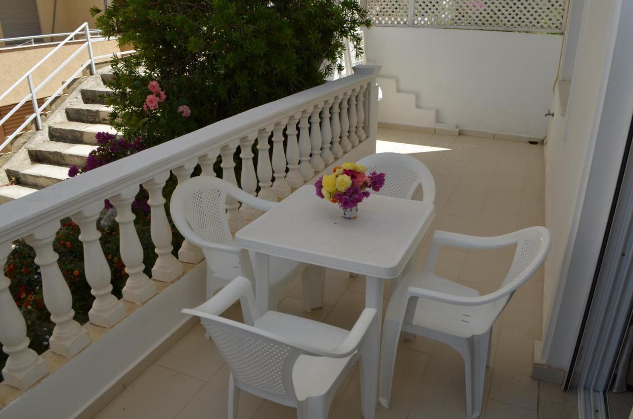 Sejdi Apartments Sarandë Exteriör bild